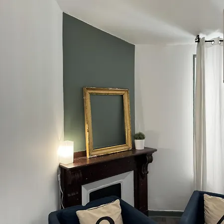 Cite 4 Maison Bacou Apartment *
