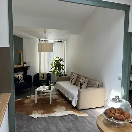 Maison Bacou Cite 4 *